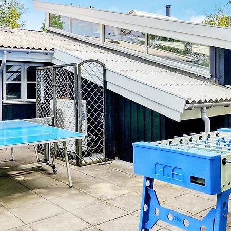 8 Person In Graested-by Traum Udsholt Sand